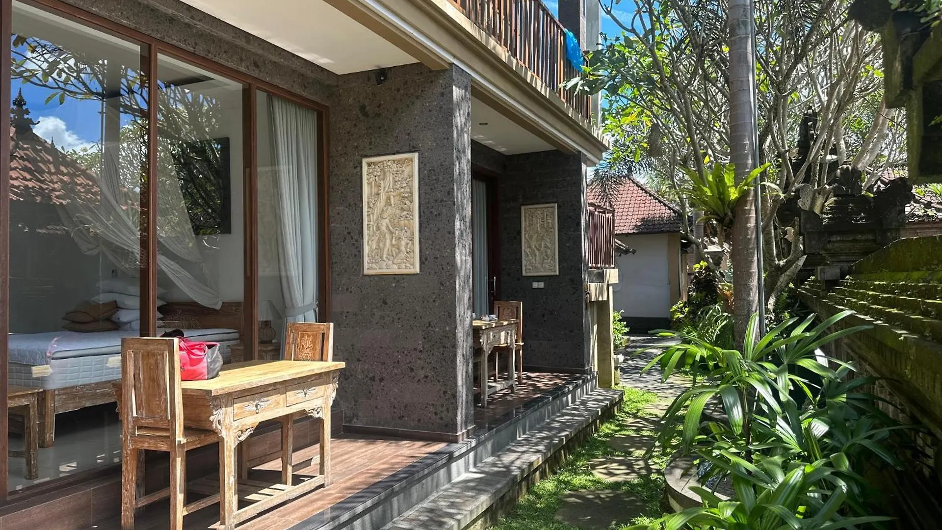 Santosha Place 乌布